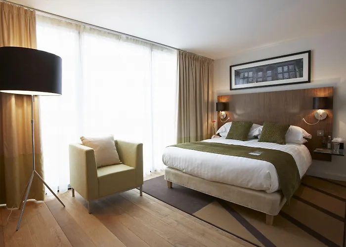 Hotel with view: Abode Chester